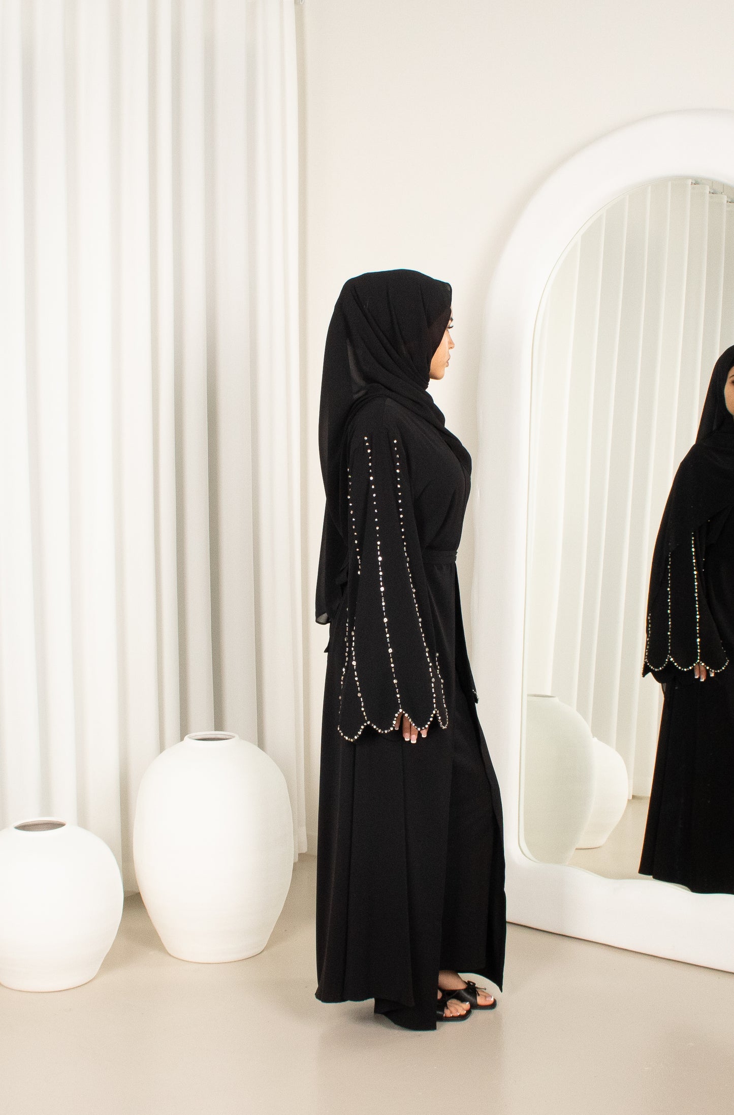 Ameera Open Abaya - Black