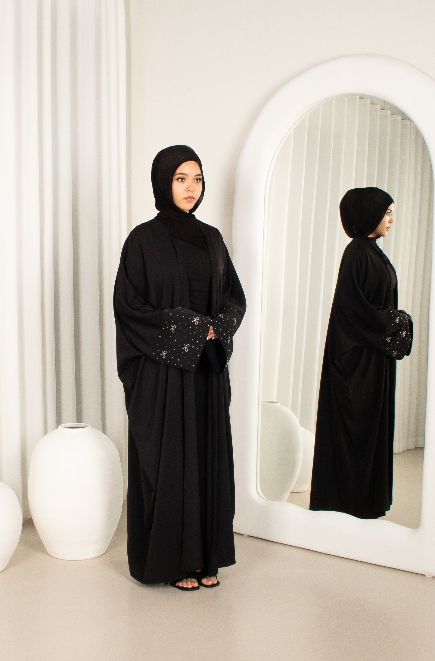 Marni Bow Open Abaya - Black