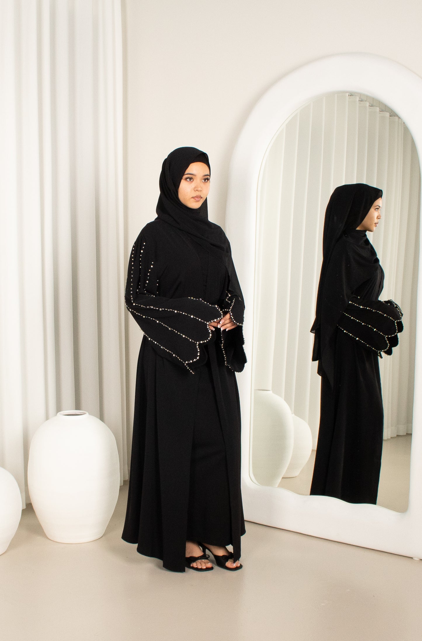 Ameera Open Abaya - Black