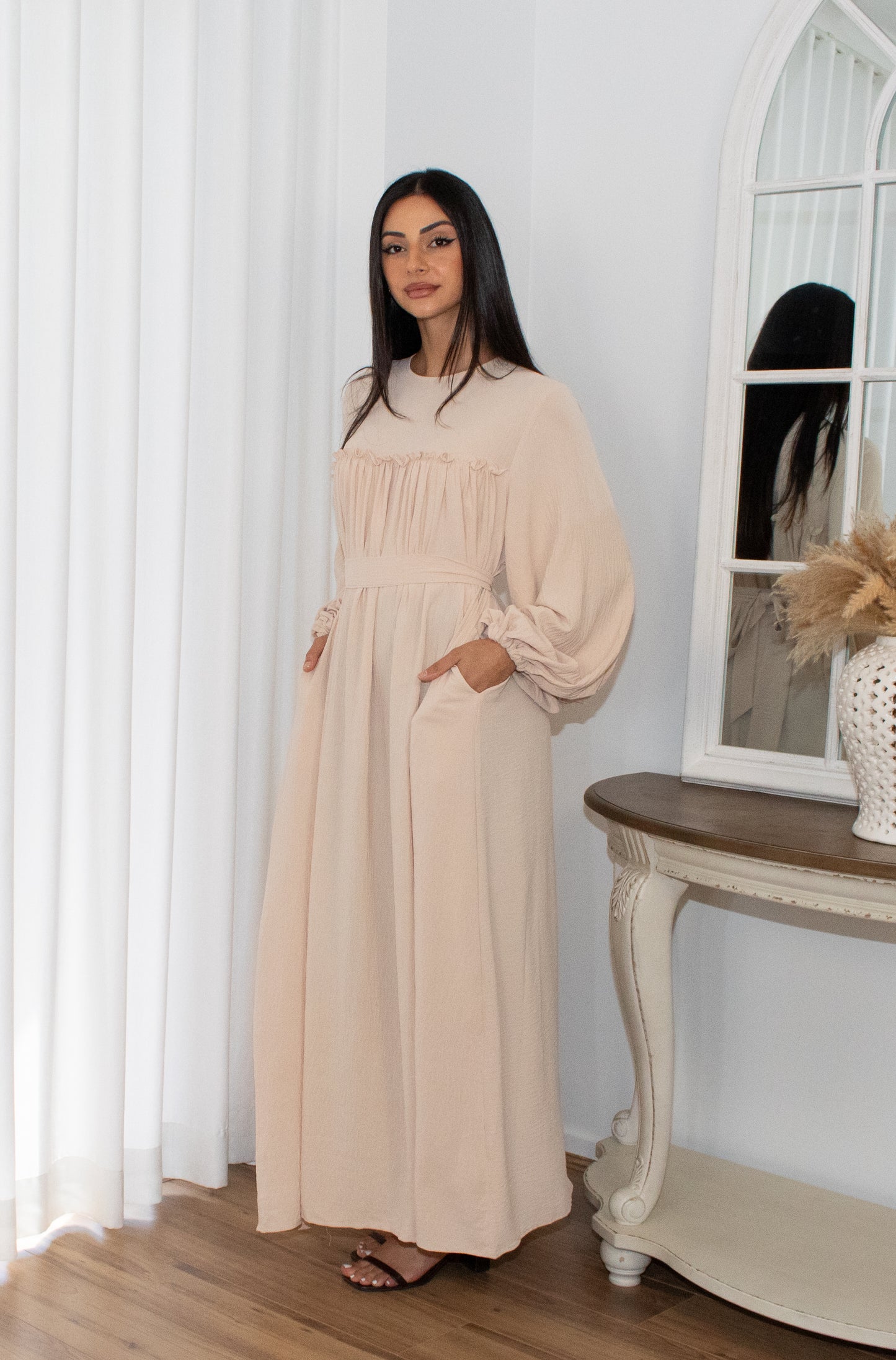 Anaqa Abaya - Cream