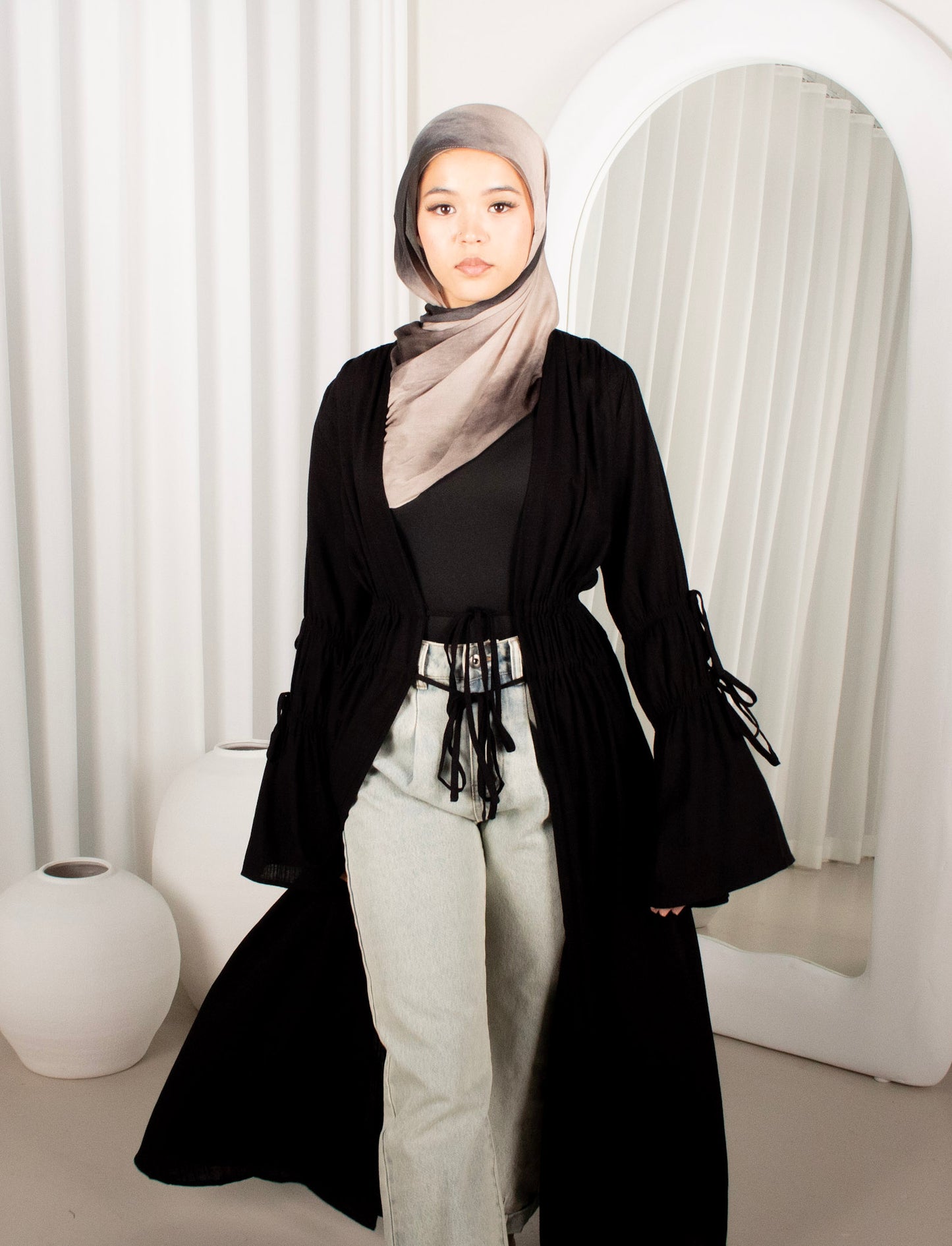 VIRA Cape - Black