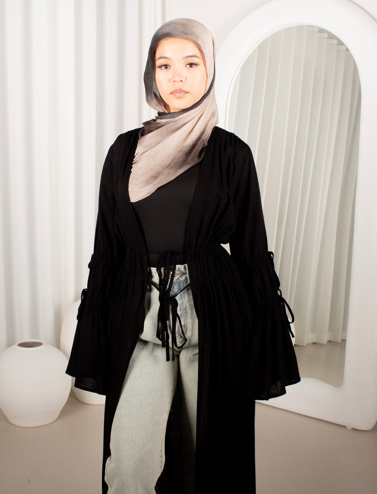 VIRA Cape - Black