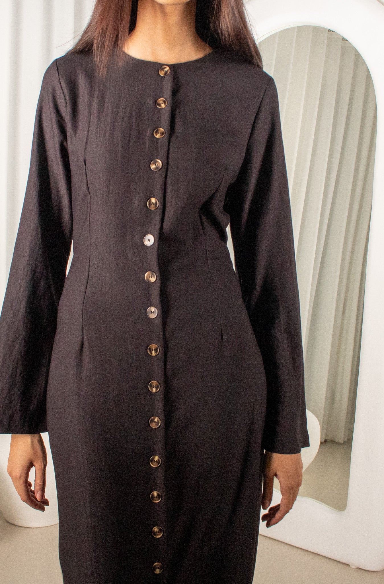 Isra Button up