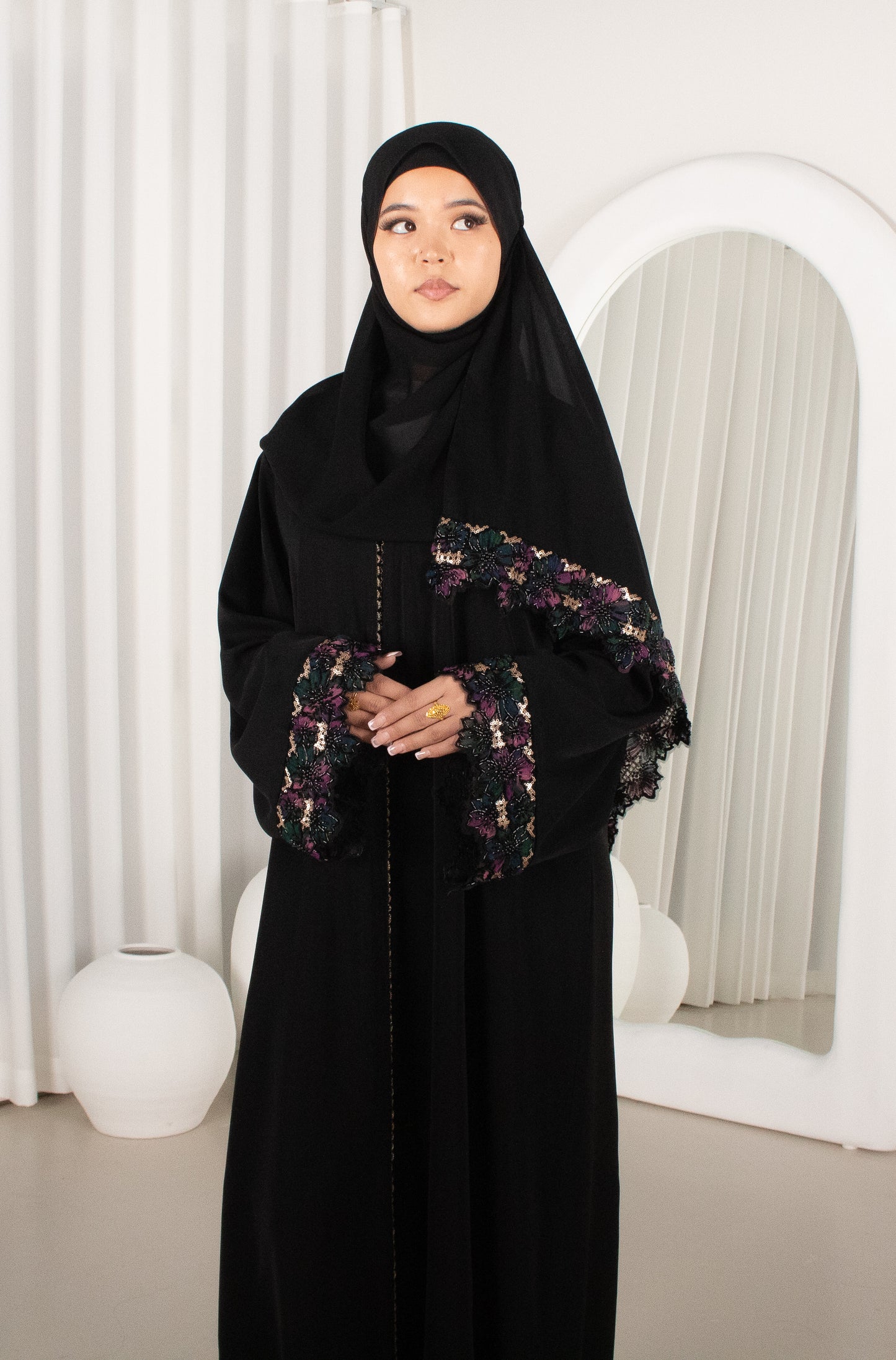 YUSRAH Abaya