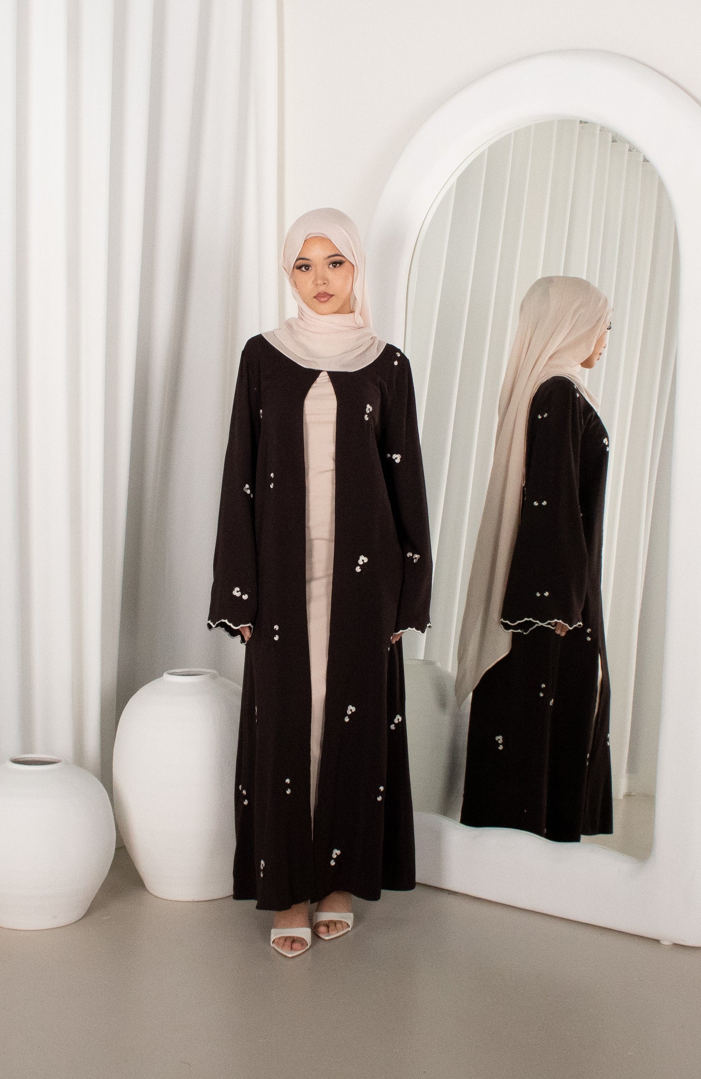 AYLA Abaya