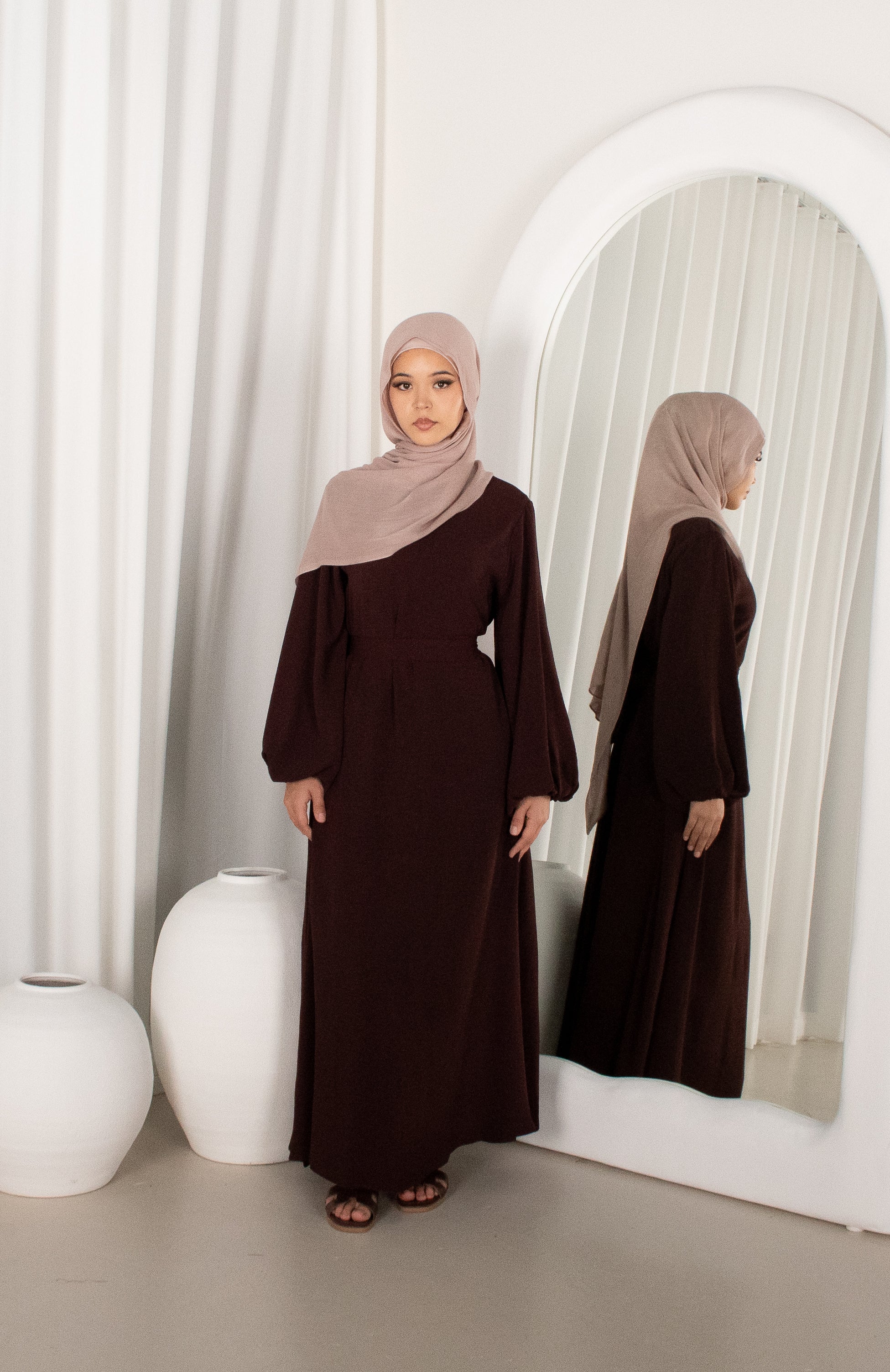 Leyla Abaya - Chocolate – Hadara Boutique